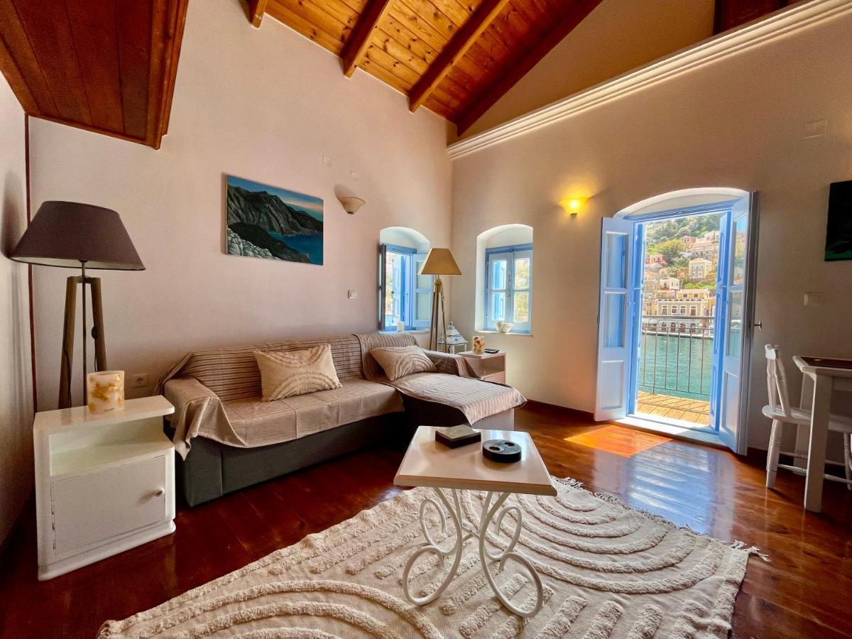 Apartamento Nikolakis, Seafront - Harbor View Symi Exterior foto