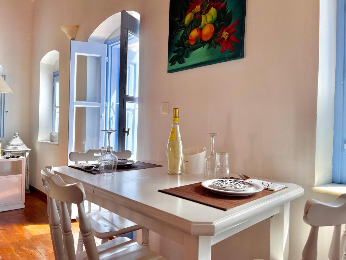 Apartamento Nikolakis, Seafront - Harbor View Symi Exterior foto