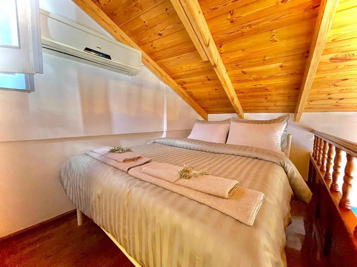 Apartamento Nikolakis, Seafront - Harbor View Symi Exterior foto